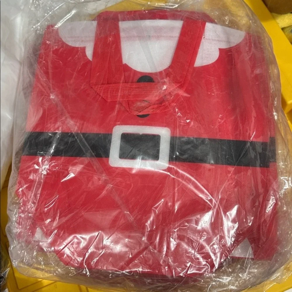 33 Pcs Large Merry Christmas Gift Bags Bulk Reusable‎ Christmas Tote Bags Handle